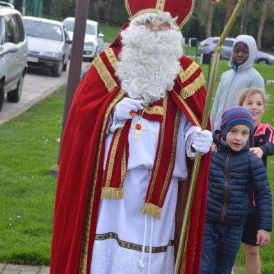 Mission St Damien en visite avec le St-Nicolas 2015.